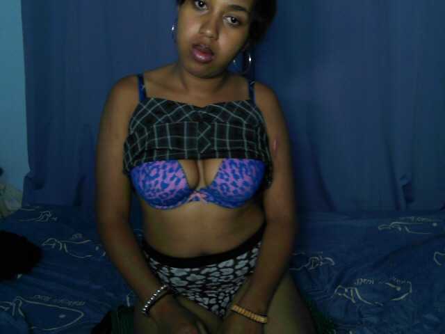 Bigasssex69 live cam preview