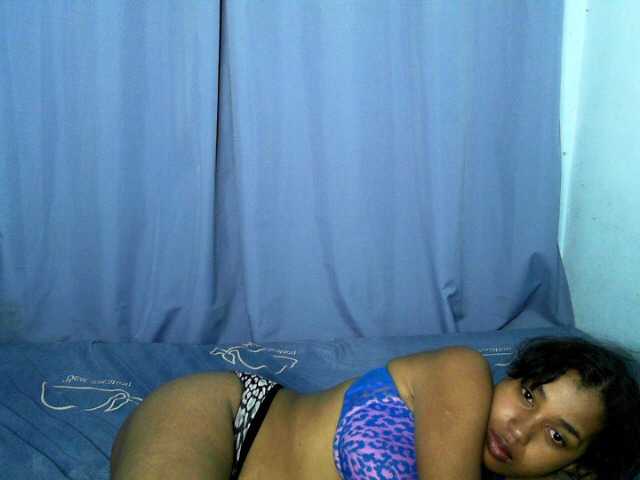 Bigasssex69 live cam on BongaCams