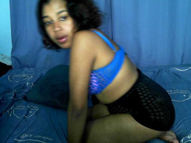 Bigasssex69 live cam on BongaCams