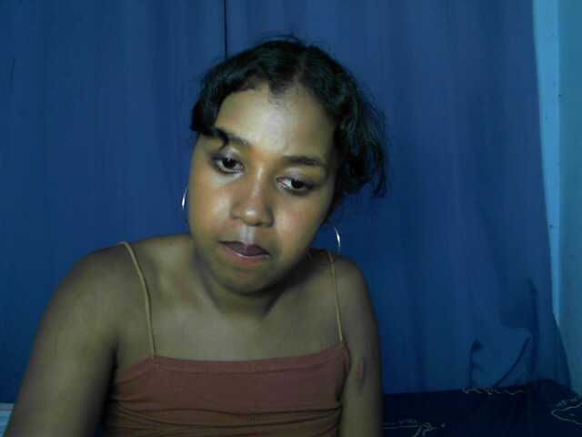 Bigasssex69 live cam preview