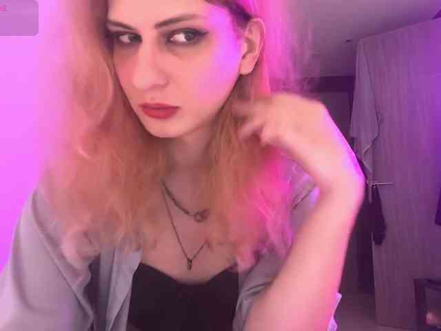 Alice-Pinkhead