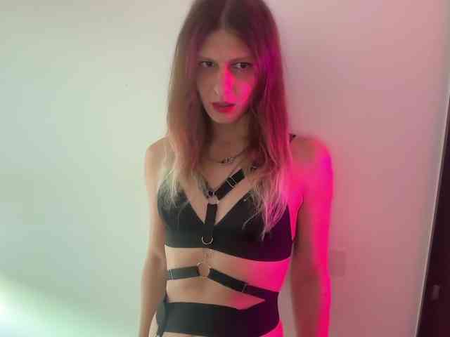 Alice-Pinkhead