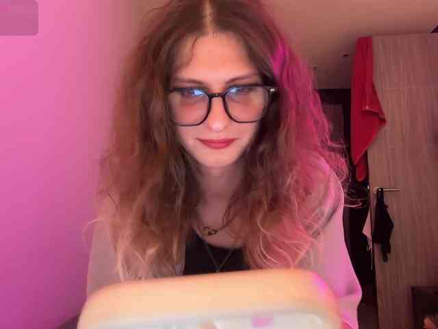 Alice-Pinkhead