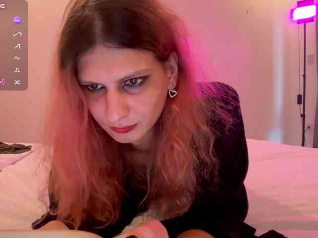 Alice-Pinkhead