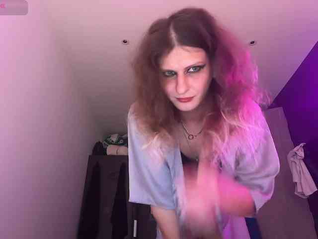 Alice-Pinkhead