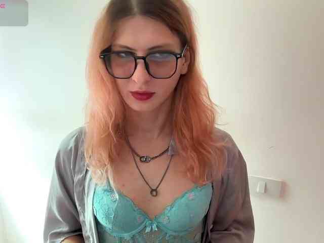 Alice-Pinkhead