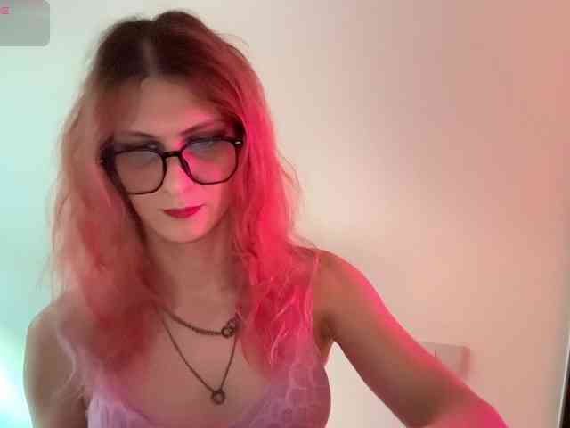 Alice-Pinkhead