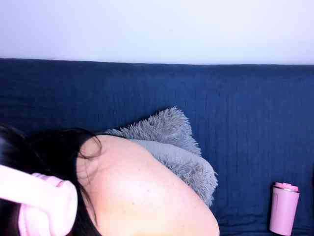 Velvetcrowe webcam