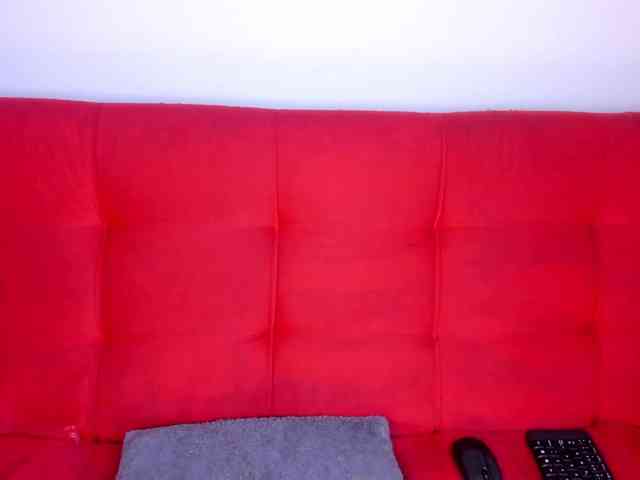 Velvetcrowe webcam