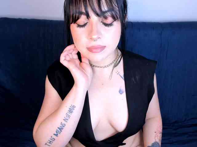 Velvetcrowe