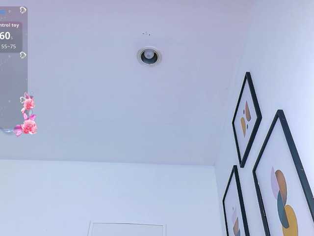 friendsmom live cam preview