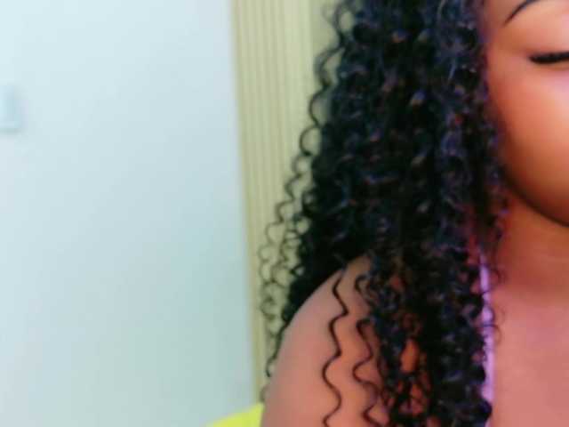 friendsmom live webcam show