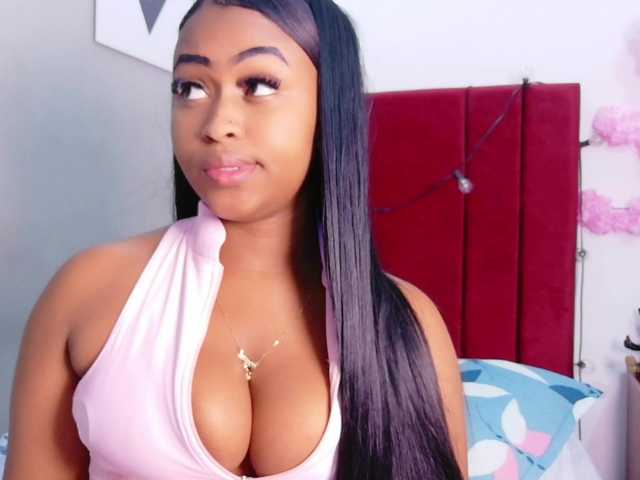 friendsmom live webcam show