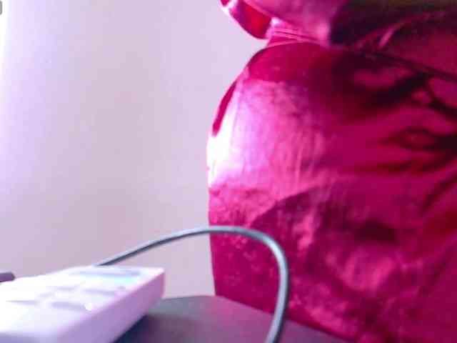 friendsmom webcam