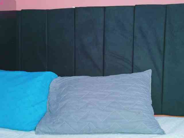 friendsmom webcam