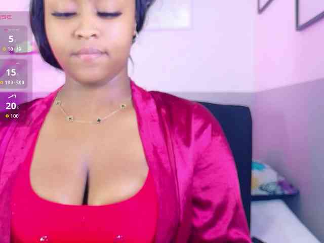 friendsmom webcam