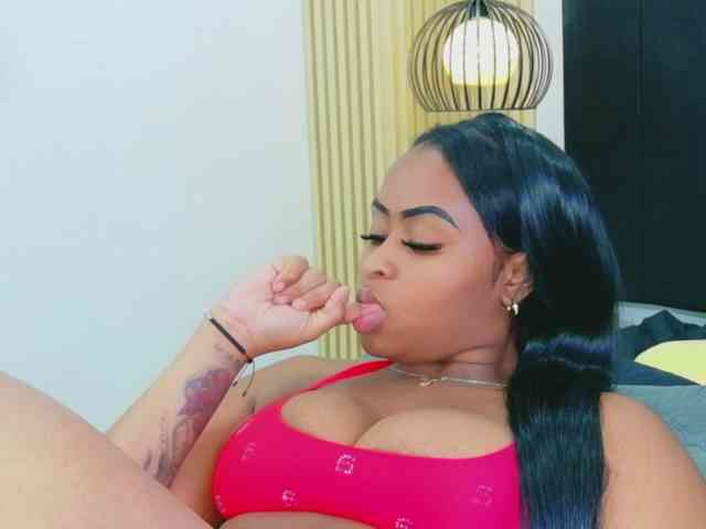 friendsmom webcam