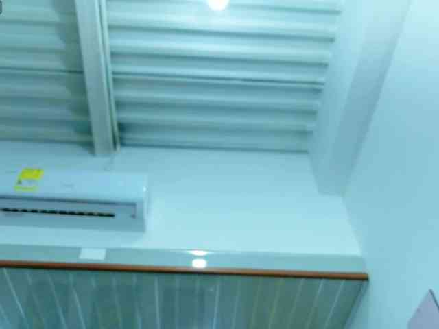 friendsmom webcam