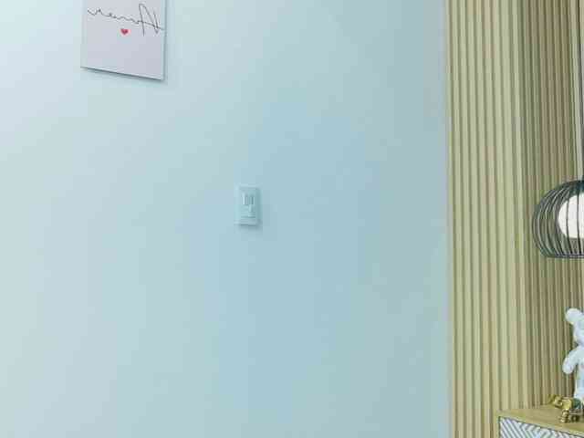 friendsmom webcam