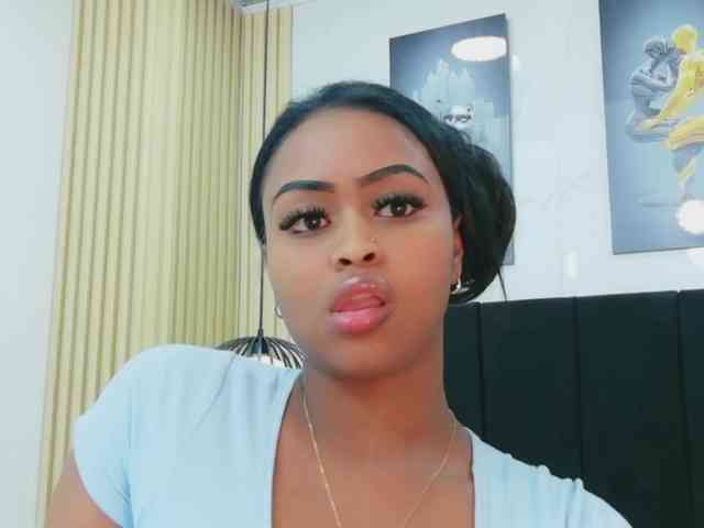 friendsmom webcam