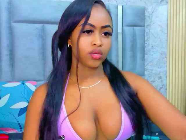 friendsmom webcam