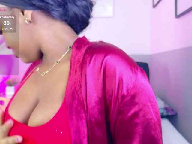 friendsmom webcam