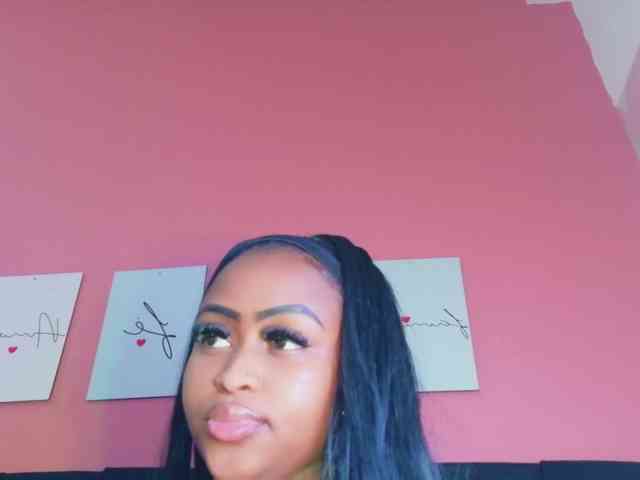 friendsmom webcam