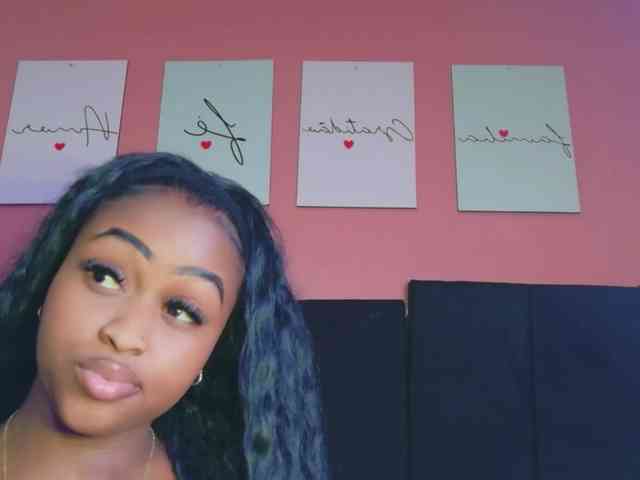 friendsmom webcam