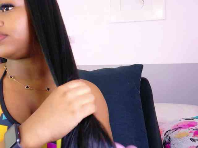 friendsmom webcam