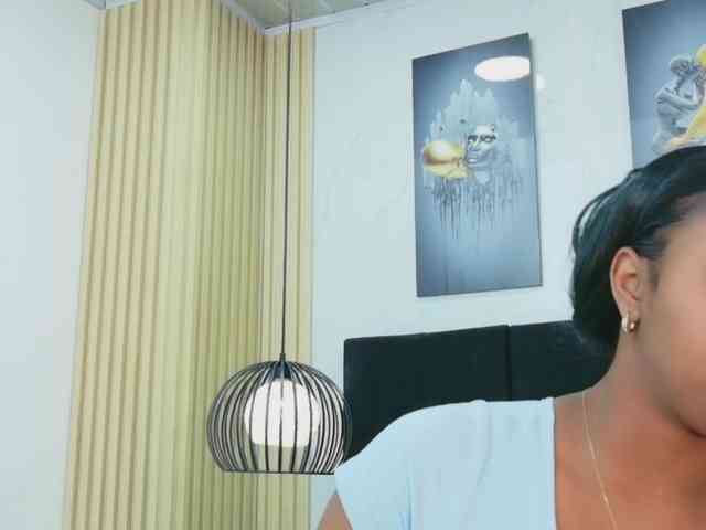 friendsmom webcam