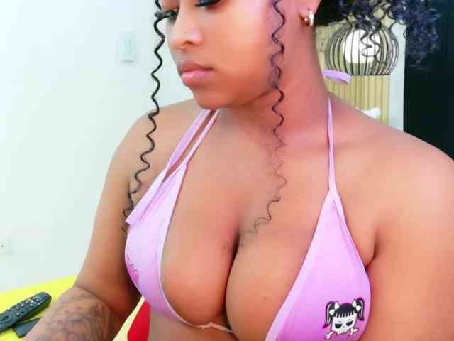 friendsmom webcam
