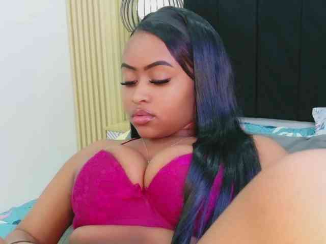 friendsmom webcam