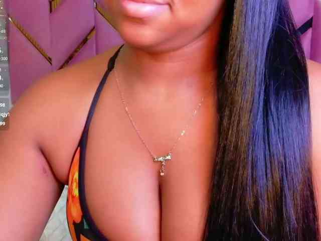 friendsmom webcam