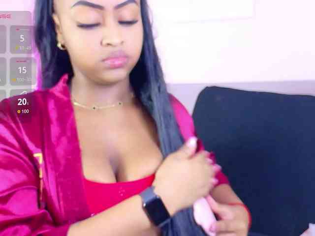 friendsmom webcam