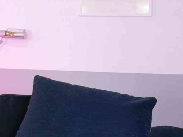 friendsmom webcam