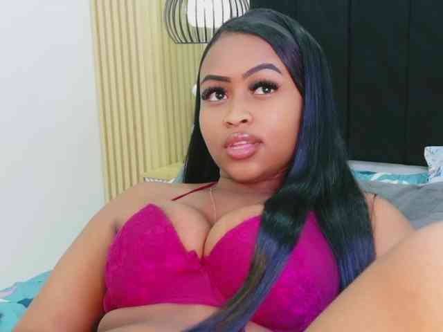 friendsmom webcam