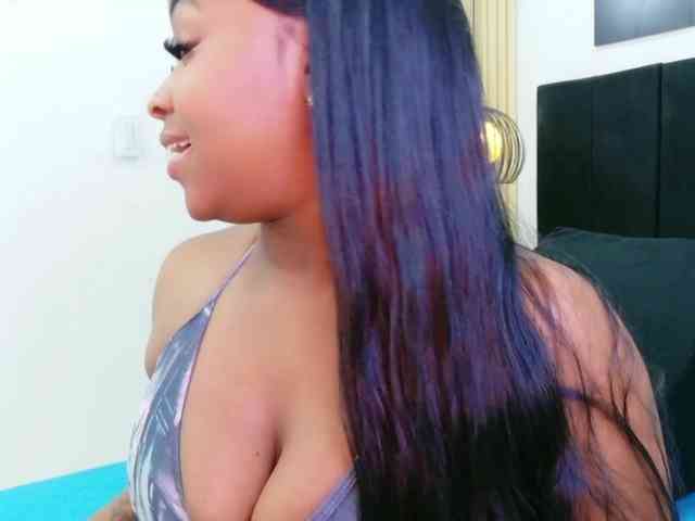 friendsmom webcam