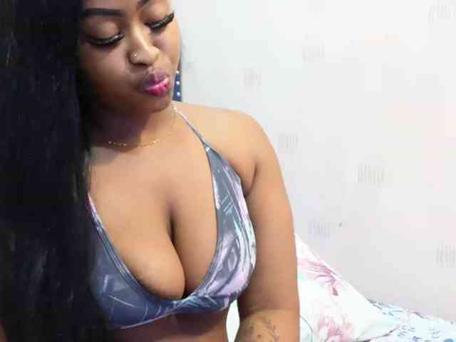 friendsmom webcam