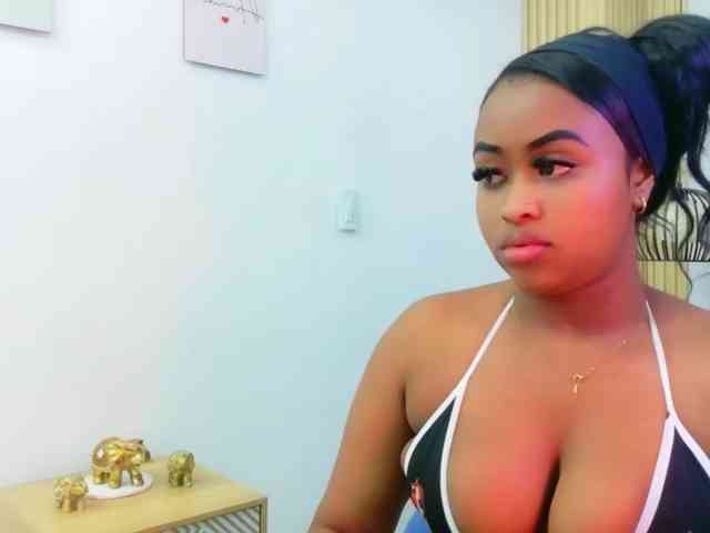 friendsmom webcam