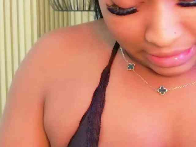 friendsmom webcam
