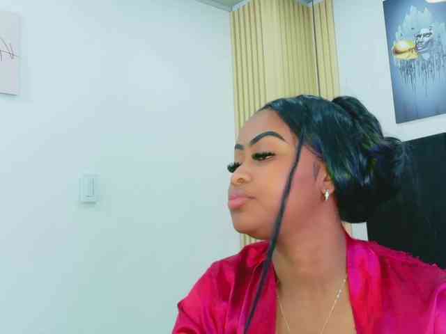 friendsmom webcam