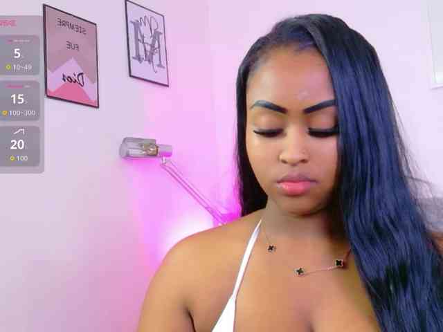 friendsmom webcam