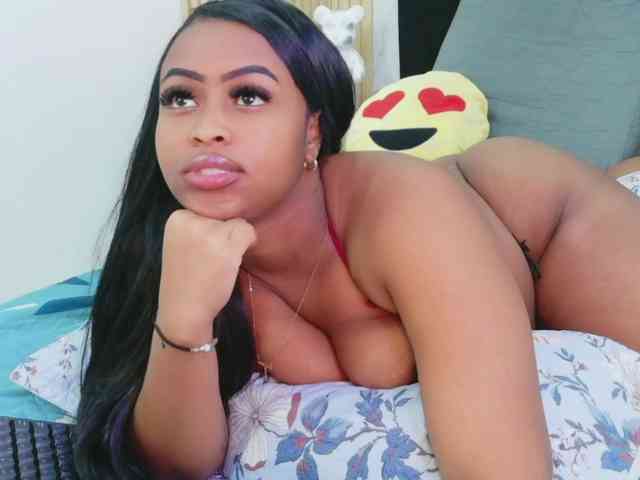 Modèle: friendsmom