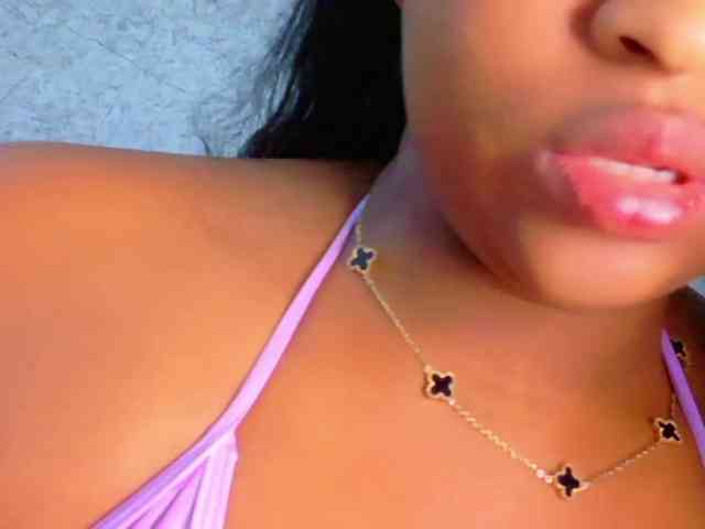 friendsmom webcam