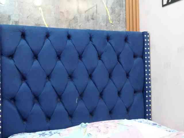 friendsmom webcam