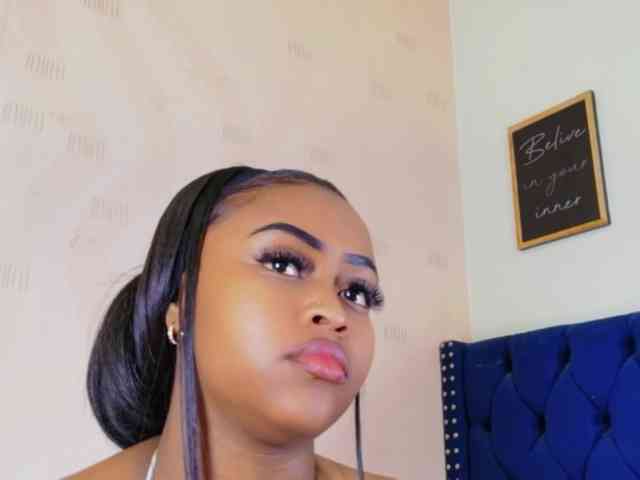 friendsmom webcam