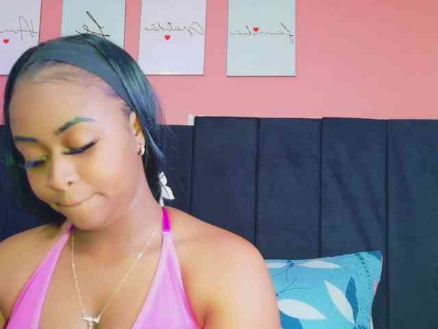 friendsmom webcam