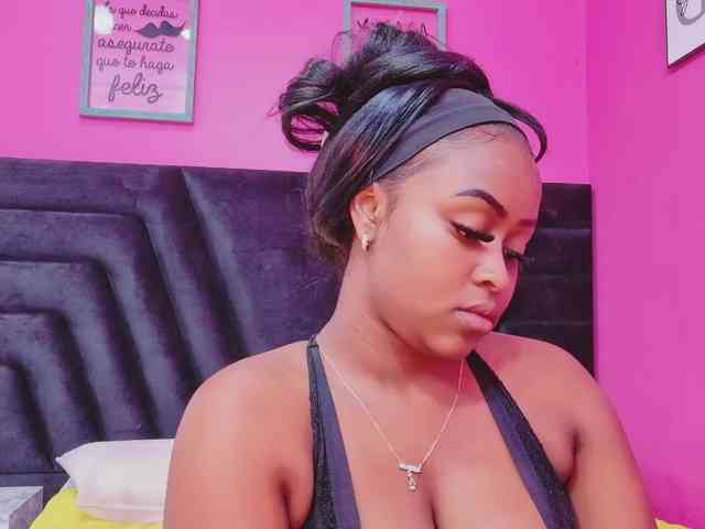 friendsmom webcam
