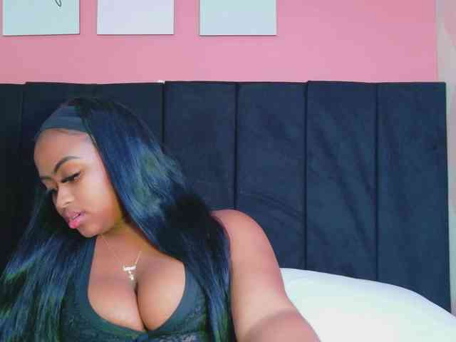 friendsmom webcam