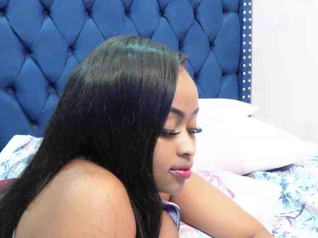 friendsmom webcam